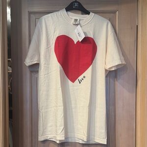 NWT - Comfort Colors Heart Print T-Shirt - Red & Cream